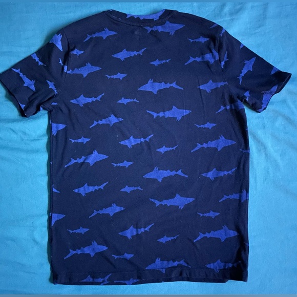 Old Navy boys T shirt - Picture 3 of 3